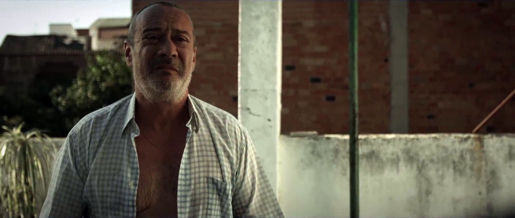 Tráiler película "La rusa", dirigida por Aritz Ortiz y protagonizada por  Mónika Kowalska y Xosé Núñez. En Mayo estreno en VOD