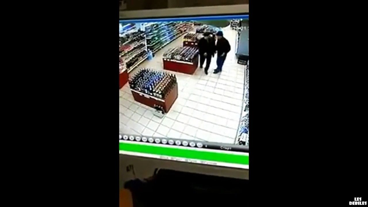 Un ivrogne russe refait son plein d'alcool