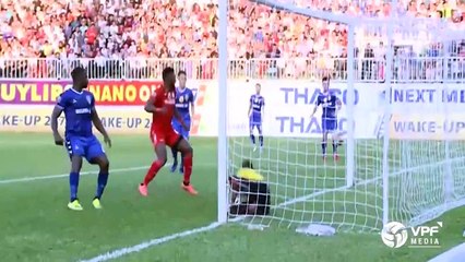 Nguyễn Văn Toàn | Tuổi 24 đầy hy vọng cùng với Hoàng Anh Gia Lai | VPF Media