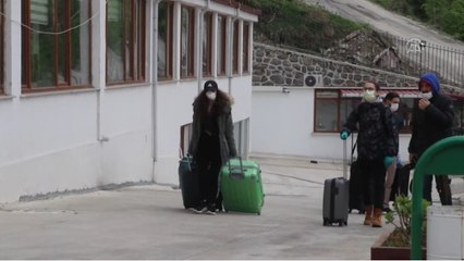 Ratusan Warga Turki di Karantina Setelah Tiba dari Kanada