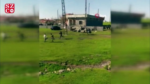 Jandarmayı karşılarında gören gençler nereye kaçacağını şaşırdı