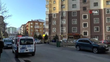 Kayseri'de kapıcılarında korona virüs testi pozitif çıkan 2 bina karantinaya alındı