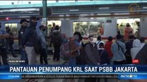 Hari ke-4 PSBB di Jakarta, Stasiun Manggarai Ramai Penumpang