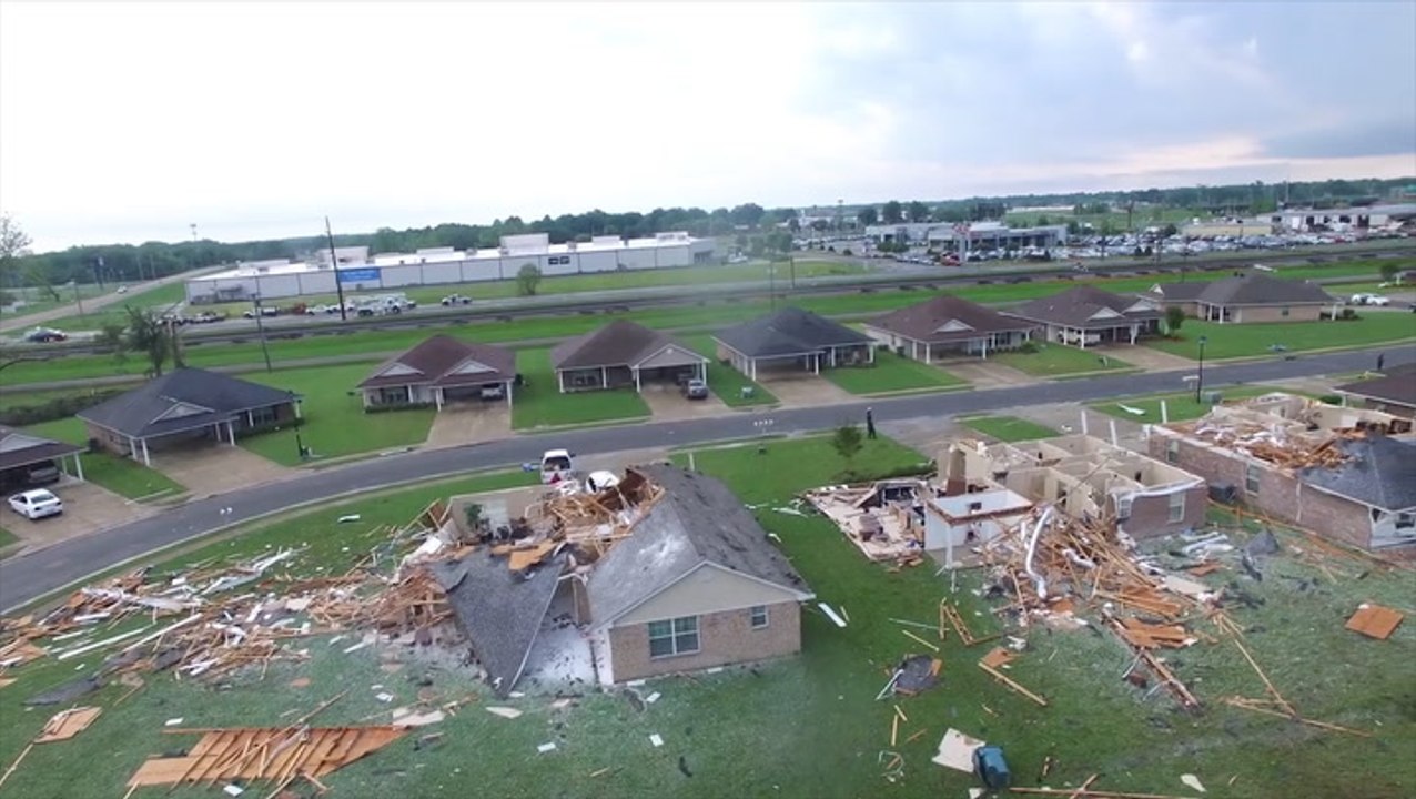 More than 300 homes damaged in tornado