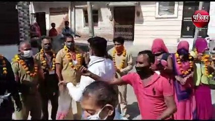 VIDEO : यहां सफाई कर्मचारियों का लोगों ने किया स्वागत