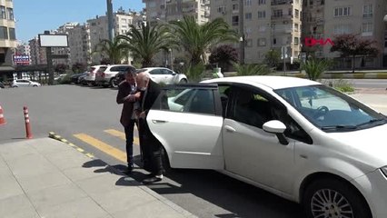 MERSİN Burhan Amca, kızının yaşadığı Mersin'de tedavi ediliyor