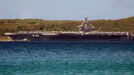 Marinheiro de porta-aviões americano morre de Covid-19