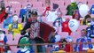 Le foot se poursuit au Bélarus, où des photos de supporters ornent les gradins