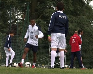 Équipe de France - Les in10pensables de Deschamps : Épisode 2, Patrice Évra
