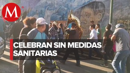 Pese a contingencia por covid-19, habitantes en Tlalpan realizan carnaval