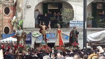 La processione di Gesù Risorto nel quartiere Antignano di Napoli