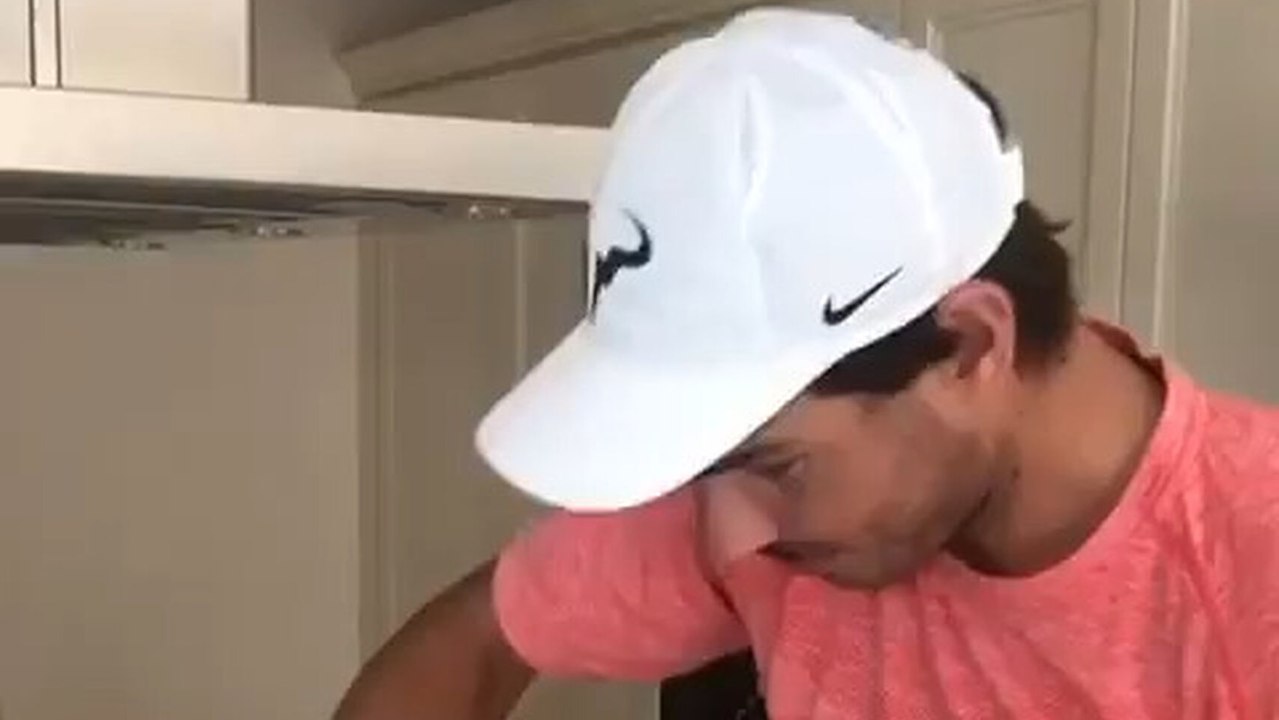 Nadal 'deja' el tenis por la cocina