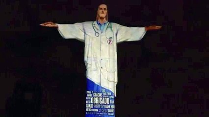 El Cristo Redentor de Rio de Janeiro se ilumina en un homenaje a los trabajadores de salud