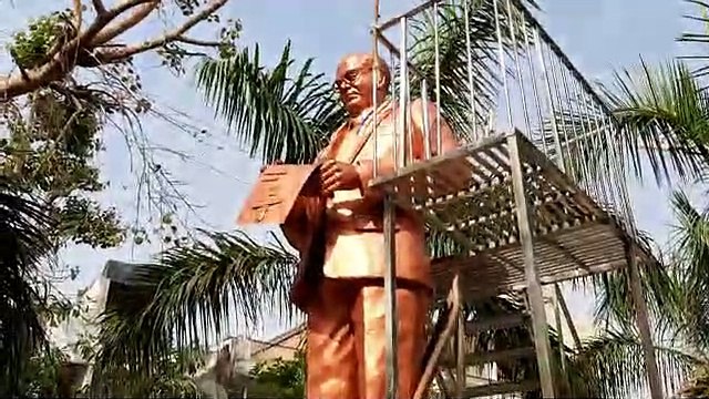 इंदौर: अंबेडकर जयंती पर कैलाश विजवर्गीय ने किया माल्यार्पण, दिया एकता का संदेश