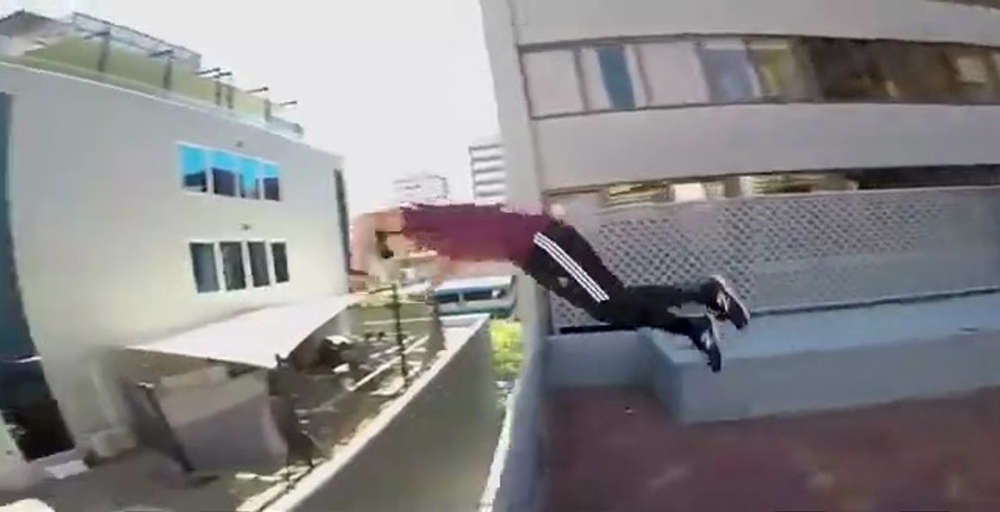 Parkour extremo en  edificios gigantes