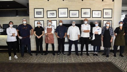 Türkiye’nin en iyi şefleri Kadıköylü komşuları için mutfakta