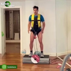 Radamel Falcao güç depoluyor