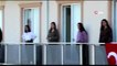 Gözlem altındaki 21 kadın polis balkondan polis akademisi marşını seslendirdi
