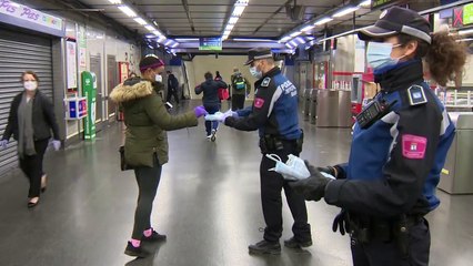 Continúa este martes el reparto de mascarillas en todas las CCAA