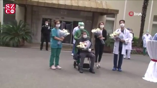 Coronayı yenen üç sağlık çalışanı canlı yayında taburcu edildi