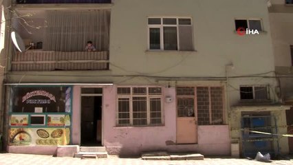 Elazığ'da 2 apartman daha karantinaya alındı