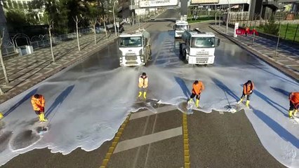 ŞANLIURFA-Siverek'te, cadde ve sokaklar dezenfekte ediliyor