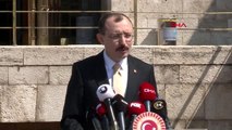 AK Partili Mehmet Muş basın açıklamasında konuştu