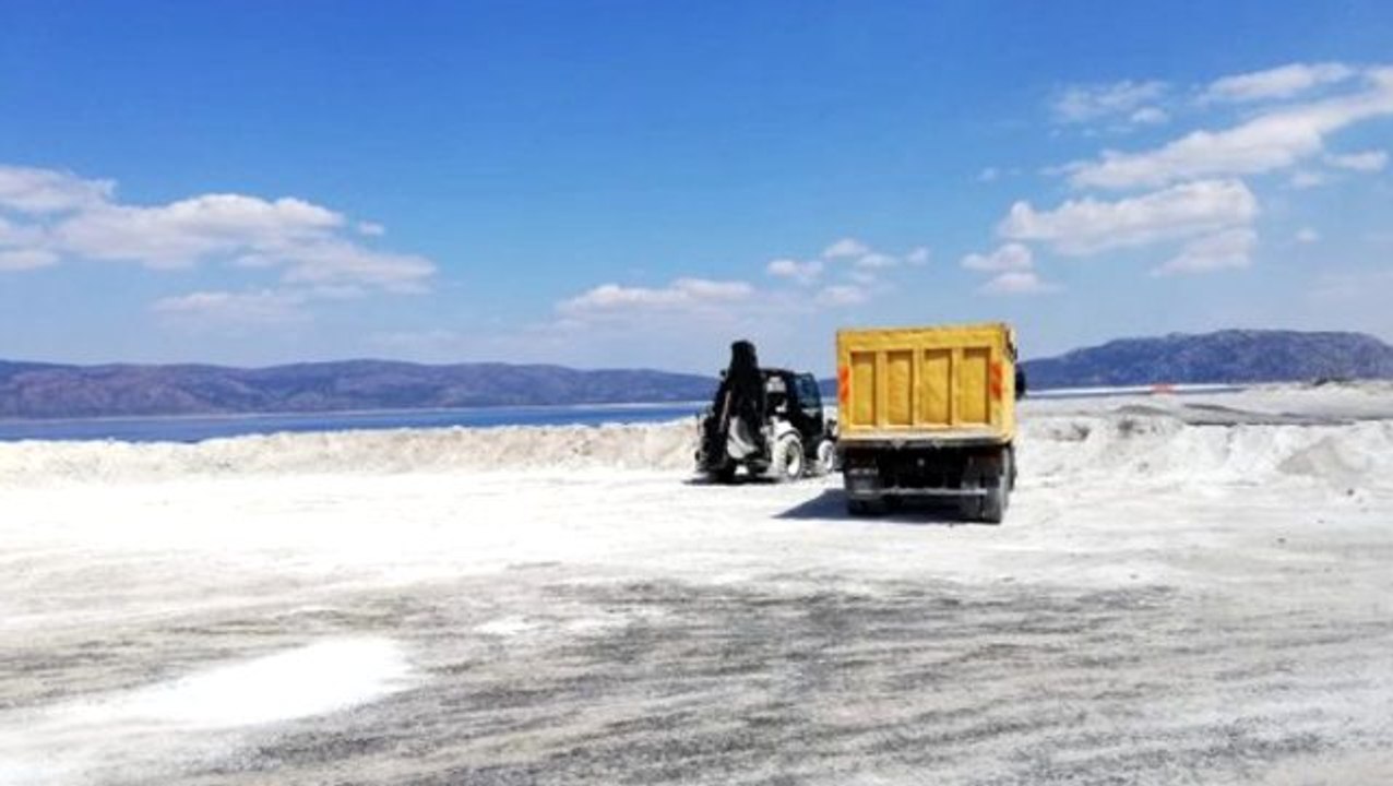 Tepki çeken görüntüler sonrası Salda Gölü proje alanına vatandaşların 7/24 izleyebilmesi için kamera sistemi kurulacak