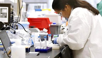 Brezilyalı bilim insanları, koronavirüsün sağlıklı hücrelere saldırdığı anların fotoğrafını yayınladı