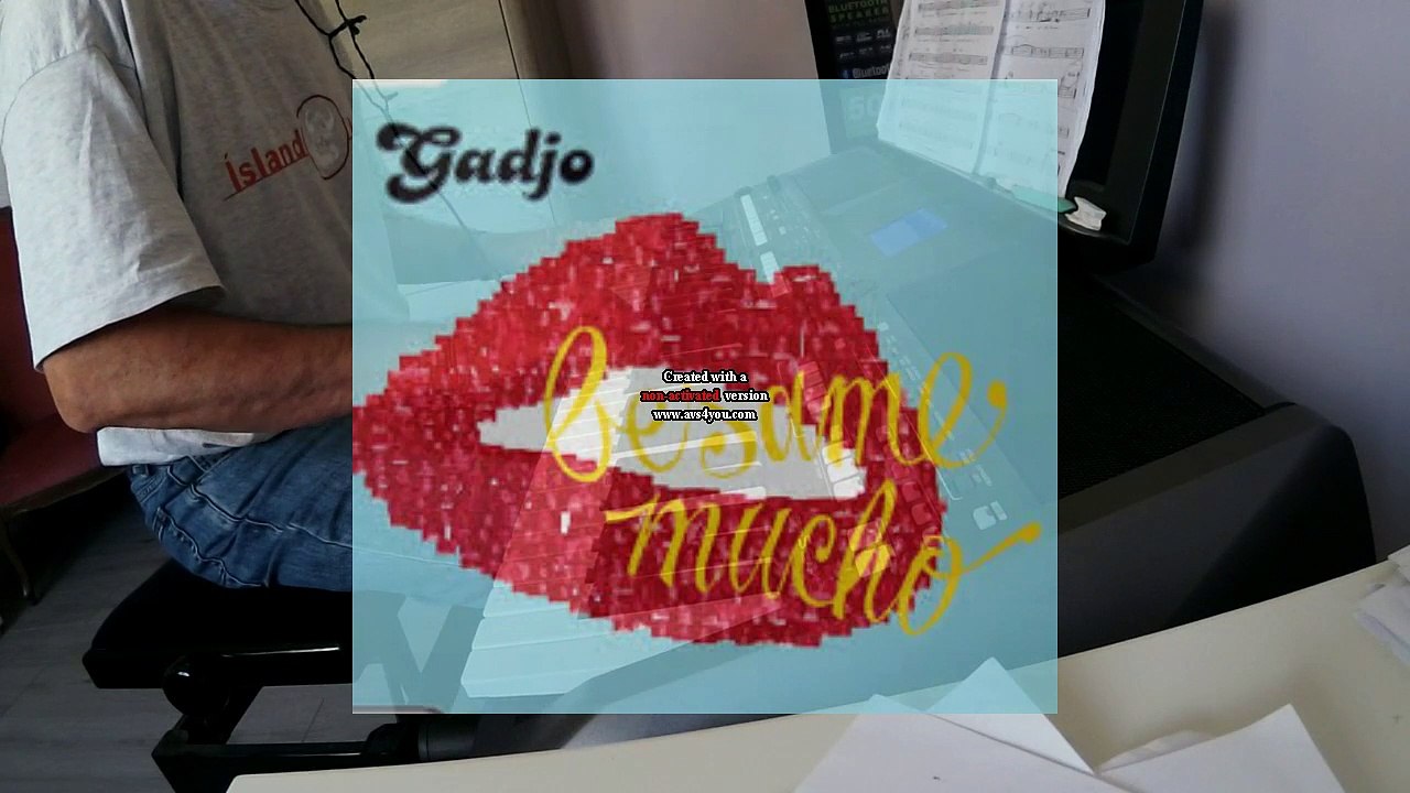 Besame Mucho    REPRISE      Clavier