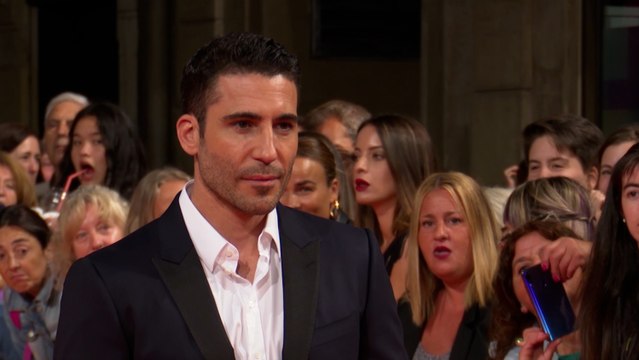 Miguel Ángel Silvestre abre su álbum de los recuerdos