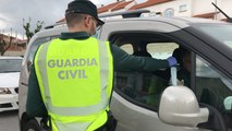 Guardia Civil reparte mascarillas en la provincia de Toledo