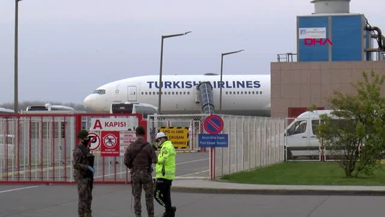 314 Türk vatandaşı Suudi Arabistan'dan Samsun'a getirildi