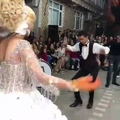 Ülke Corona Virüsünden Kurtulunca Ben