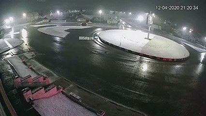 Une drôle de manière de lancer un spectacle de lumières en pleine rue