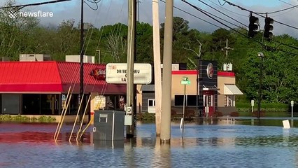Shocking scene of heavy floods in Alabama