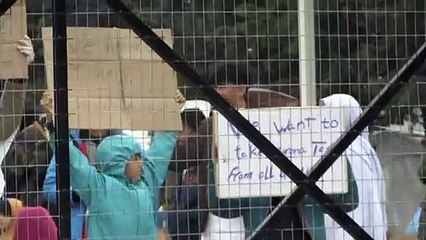 Grecia debe liberar a cientos de niños migrantes mantenidos en condiciones “abusivas”