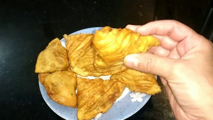 लॉक डाउन में अगर चटपटा खाने का मन करे तो बनाएं समोसे| How_to_Make_Samosa_at_Home