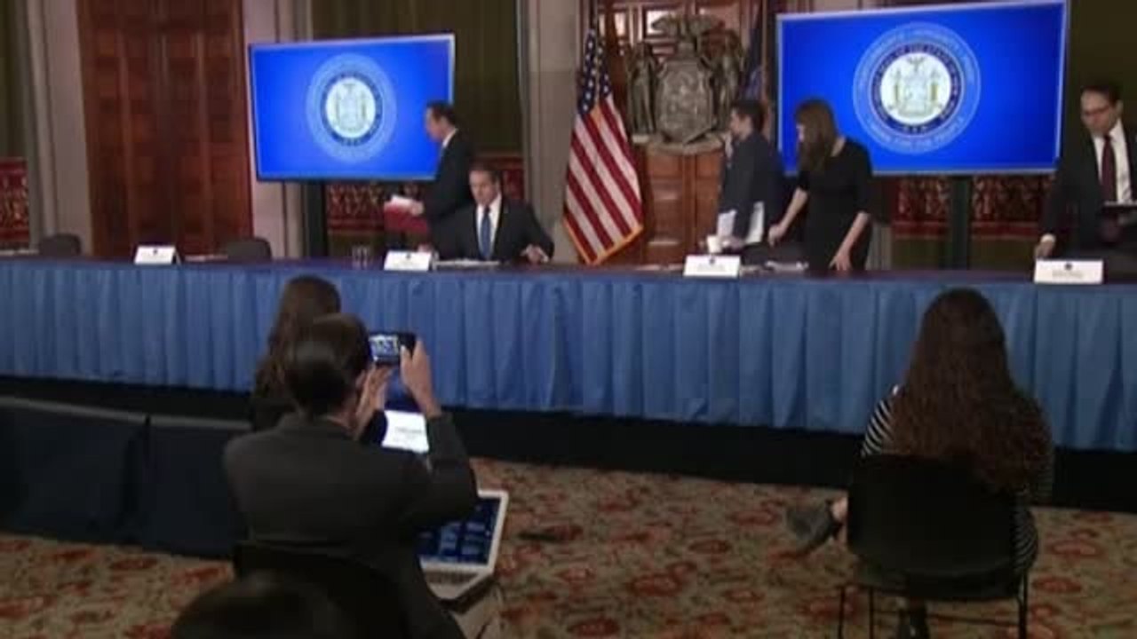 Varios gobernadores se enfrentan a Trump