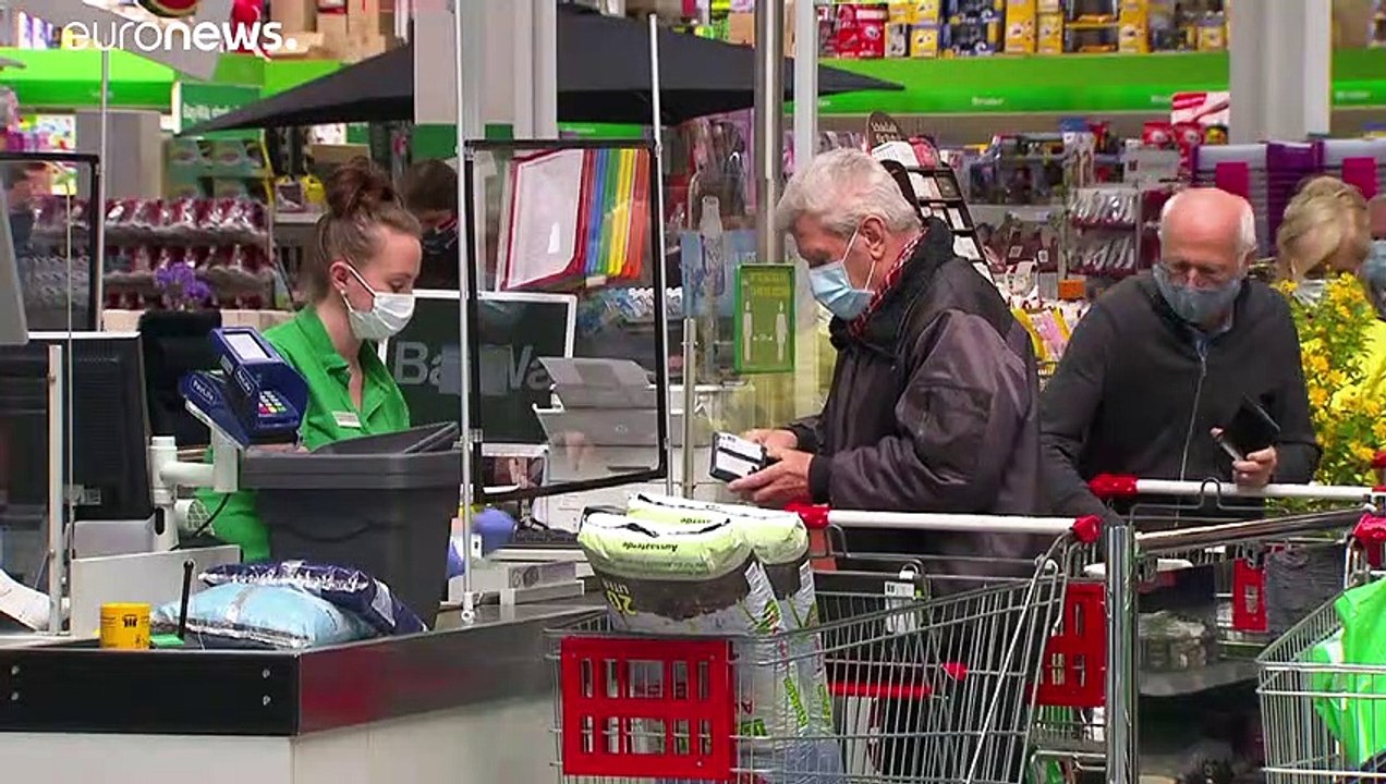 Lange Schlangen vor Baumärkten: Lust auf Heimwerken und Blumen