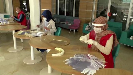 Gençlik Merkezinden günlük bin adet siperlik üretimi