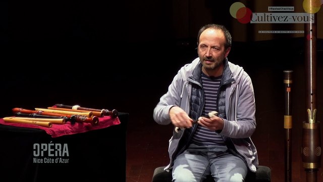 30ème Jour de Confinement La flûte à bec à travers les siècle 1/ Le Moyen-Age Flûte à bec double