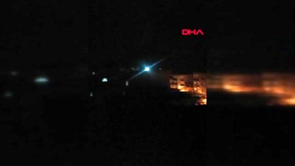 BURSA Balkona çıkarak şarkı söyledi, mahalleli alkışladı