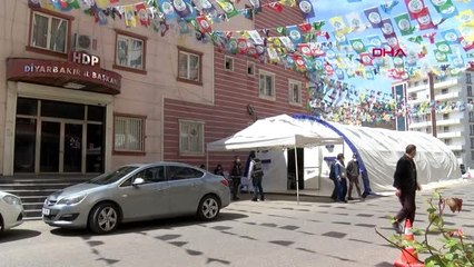 DİYARBAKIR HDP önündeki eylemde 226'ncı gün