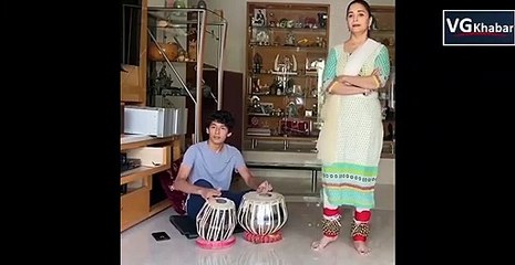माधुरी दीक्षित के बेटे ने बजाया तबला  तो मम्मी ने यूं किया डांस, वायरल हो रहा है वीडियो