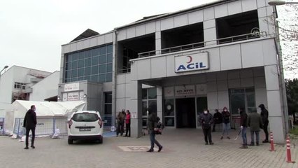 Koronavirüsü yenen 3 kuşak aile alkışlarla taburcu edildi