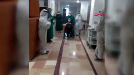 85 YAŞINDA VİRÜSÜ YENDİ, ALKIŞLARLA TABURCU EDİLDİ