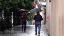 La lluvia protagoniza la quinta semana de confinamiento en Sevilla