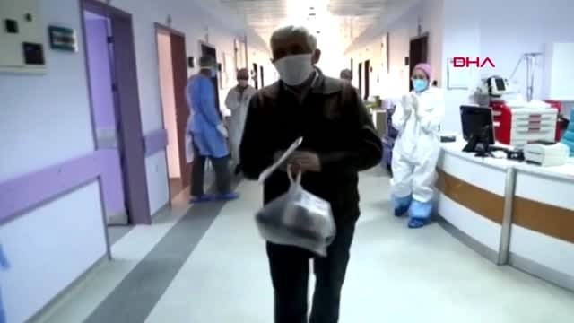TUNCELİ 70 yaşında koronavirüsü yendi, alkışlarla taburcu oldu