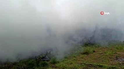 Yumurta fabrikasında çıkan yangında 12 bin tavuk telef oldu